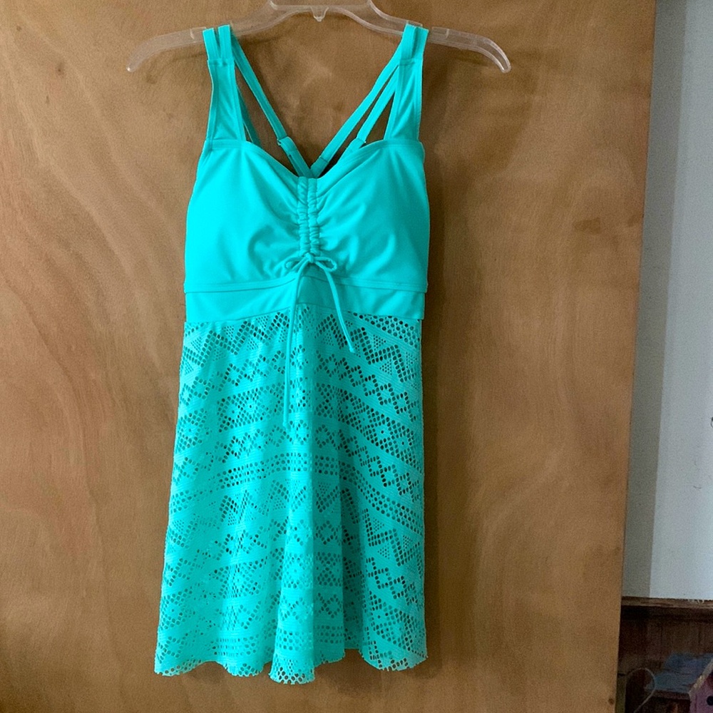 NWT-Mint cross strap/ mesh Tankini